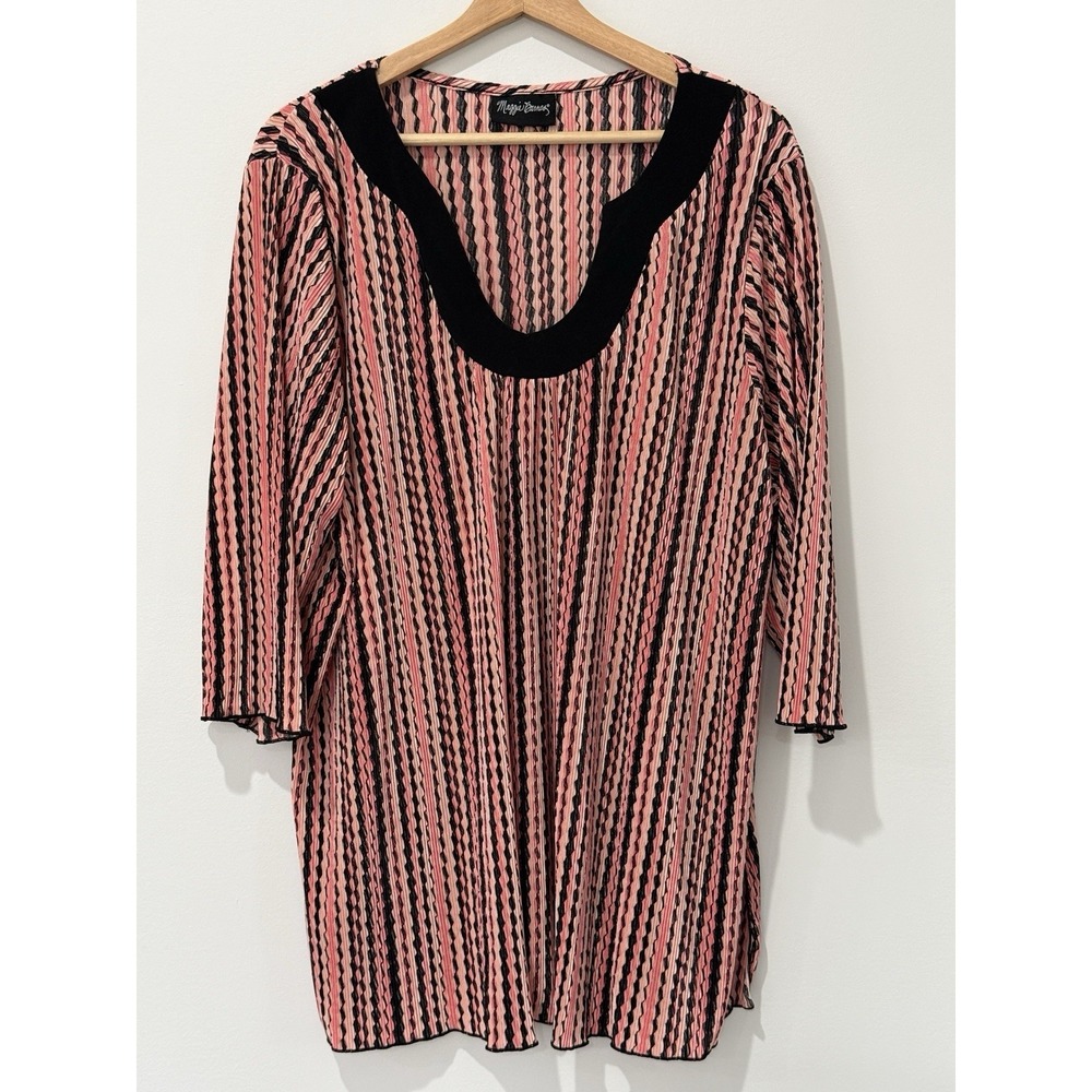 Maggie Barnes Popover Top Womens‎ 1X Pink & Black Striped Stretch Crinkled Boho